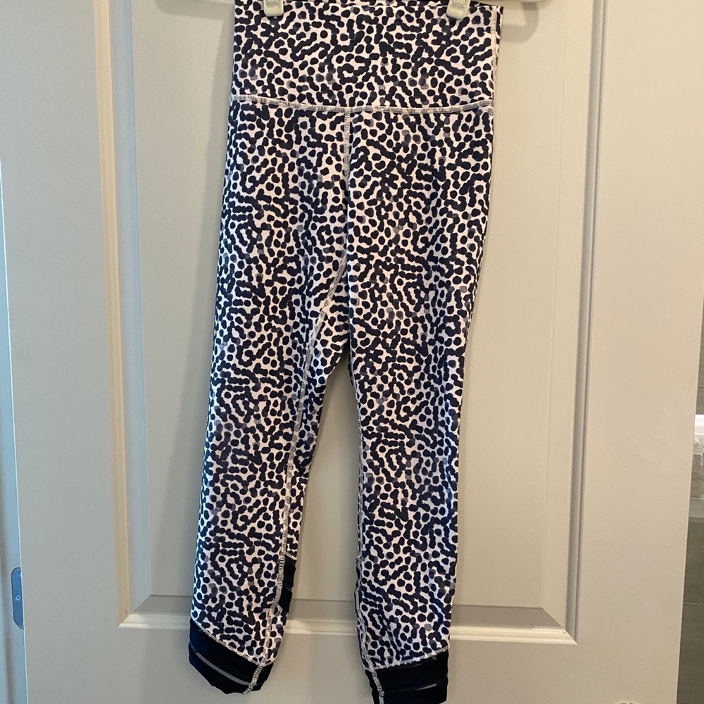Lululemon ankle length pants